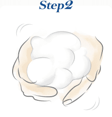 Step2：揉搓出丰富的泡沫